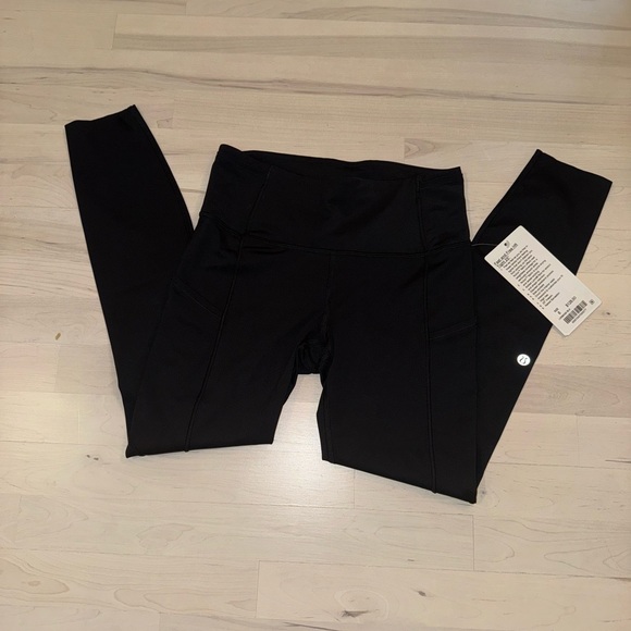 NWT Lululemon Fast and Free HR Tight 25” size 6 - Picture 8 of 10